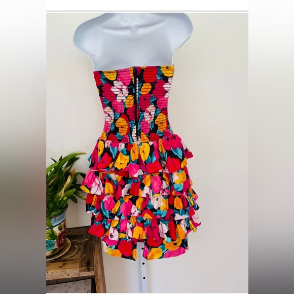 Strapless bright floral beruffled cotton dress. Classic 1980s Jay Jacobs dress. - Picture 2 of 5